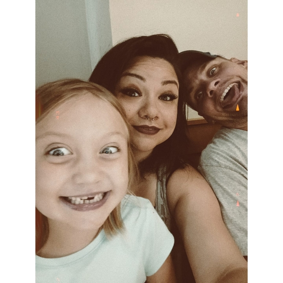 Meet your Posher, Jenifer - Picture 1 of 1